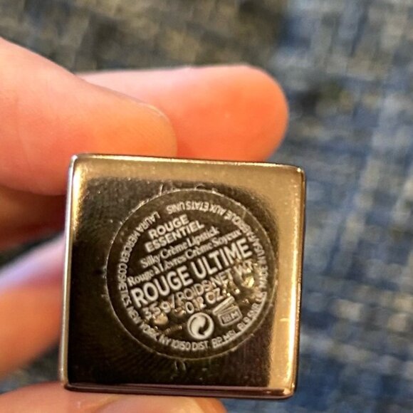 Laura Mercier Rouge Essentiel Silky Cream Lipstick in ROUGE ULTIME Full Size - Picture 4 of 4